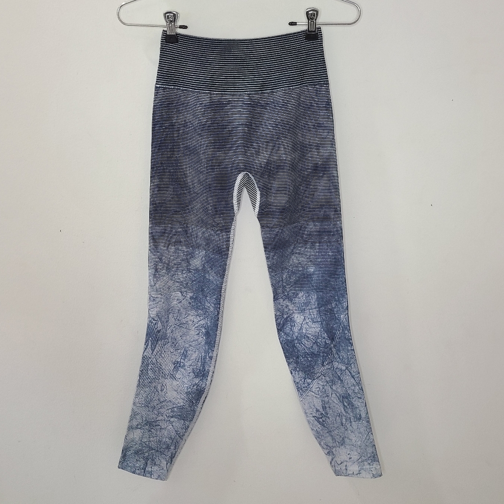 Lululemon Ebb to Train Tight HR Legging in Wash White/Black/Luna Sz 4 - Picture 6 of 12
